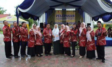 SMPN 6 ARSEL GELAR PELEPASAN DAN PERPISAHAN SISWA KELAS IX TAHUN PELAJARAN 2023 / 2024 DENGAN SUKSES