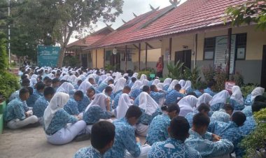 " LAKSANAKAN KEGIATAN KAMBOJA SMP NEGERI 6 ARSEL BANGUN KARAKTER AKHLAK MULIA PADA SISWANYA " 