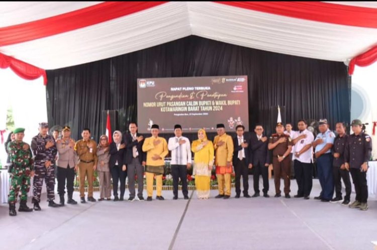 " KPU KOBAR GELAR RAPAT PLENO TERBUKA TETAPKAN NOMOR URUT PASANGAN CALON BUPATI DAN WAKIL BUPATI TAHUN 2024 " 