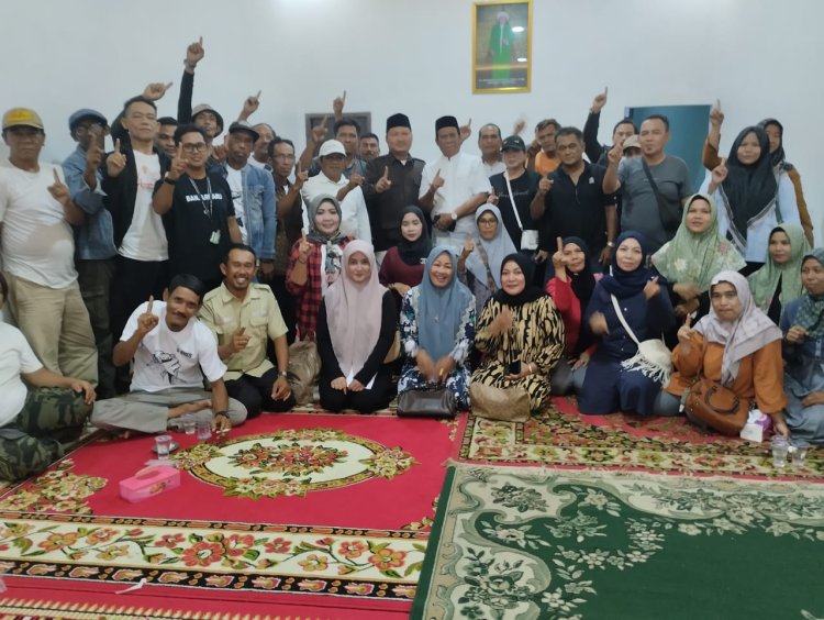 " RAPAT KONSOLIDASI GRHES UNTUK PEMENANGAN  RAHMAT-EKO DI KECAMATAN ARUT SELATAN : SINERGI KUAT MENUJU KEMENANGAN PADA PILKADA 2024 " 