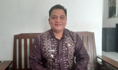 " JELANG PILKADA CAMAT PANGKALAN BANTENG AJAK WARGA JAGA KONDUSIVITAS DI TENGAH PROSES HUKUM KASUS IJAZAH PALSU KADES AMIN JAYA " 