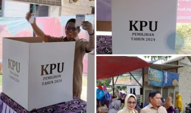 " MOMEN BERSEJARAH ! RAHMAT HIDAYAT DAN KARTIKA SARI GUNAKAN HAK PILIH DI TPS 03, WARGA MADUREJO SAMBUT DENGAN PENUH ANTUSIAS " 