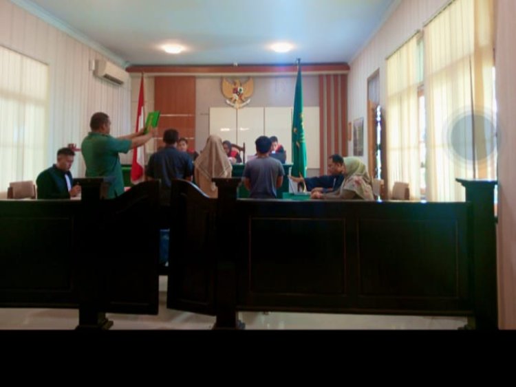 " TERDAKWA KASUS PEMALSUAN IJAZAH KADES AMIN JAYA HADAPI SIDANG KEDUA TIGA SAKSI KUNCI PERKUAT PEMBUKTIAN PENUNTUT UMUM " 