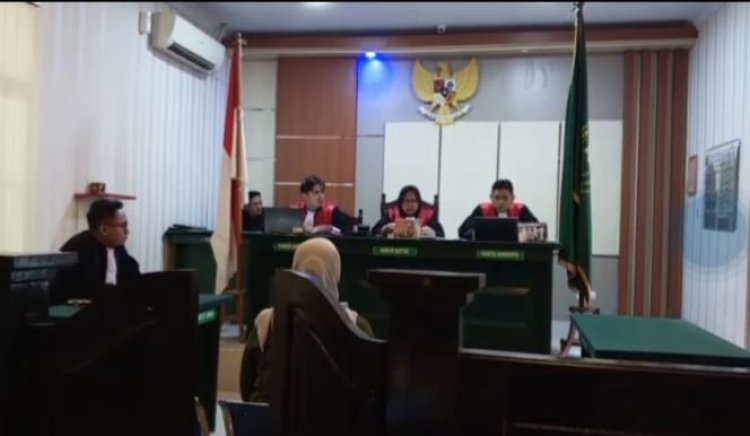 " SIDANG KE-6 KASUS PEMALSUAN IJAZAH : KADES AMIN JAYA DITUNTUT HUKUMAN RINGAN 8 BULAN,EFEK JERA ATAU SANDIWARA HUKUM? "
