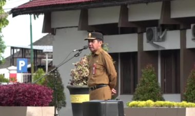 " LANGKAH STRATEGIS SEKDA KOBAR : RODY ISKANDAR PIMPIN APEL PAGI DAN PENANDATANGANAN PERJANJIAN KERJA NON-ASN DORONG EFISIENSI PEMERINTAH DALAM PELAYANAN PUBLIK " 