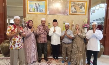 " DPD PSI KOBAR HADIRI HALAL BIHALAL DI KEDIAMAN GUBERNUR : SINERGI BARU UNTUK KALTENG YANG LEBIH MAJU "