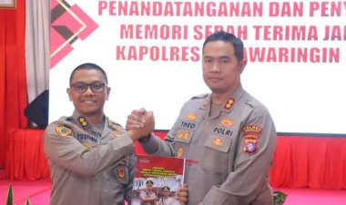 " RESMI JABAT KAPOLRES KOBAR AKBP THEODORUS PRIYO SANTOSA TEGASKAN KOMANDO KOLABORATIF UNTUK MEMBANGUN POLRES YANG KUAT DAN RESPONSIF ”
