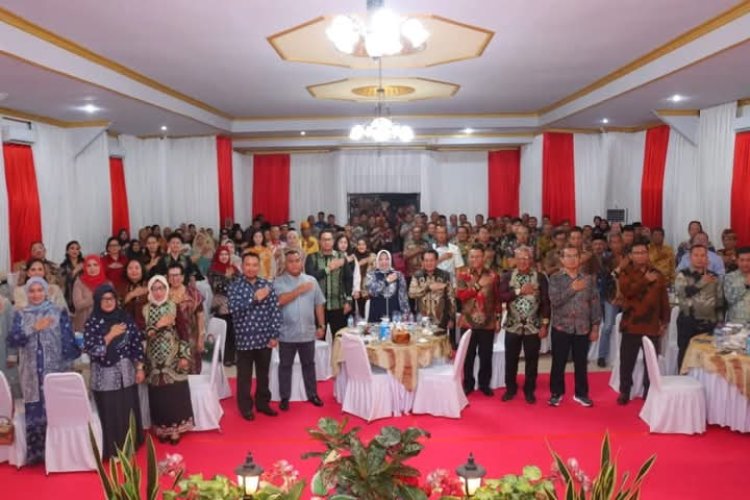 " MALAM PENUH HARU DI MAPOLRES KOBAR : KENAL PAMIT KAPOLRES JADI SIMBOL LOYALITAS DAN DEDIKASI