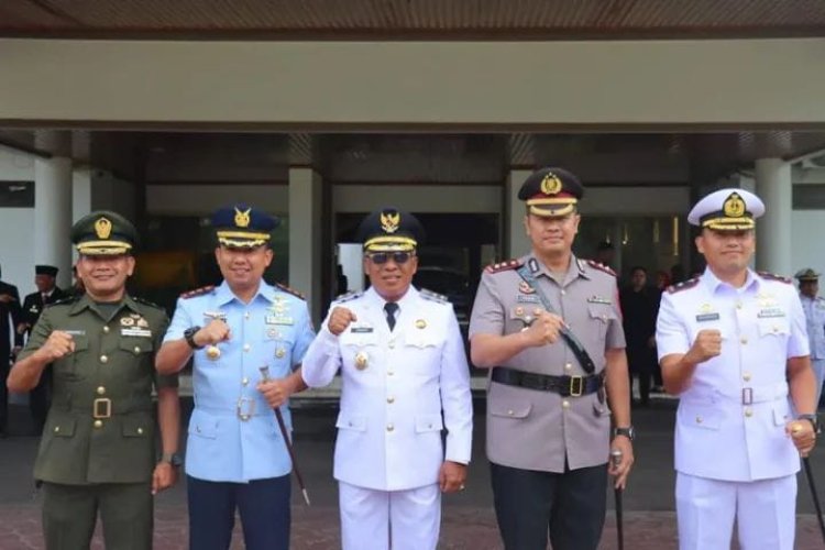 " JAGA HARMONI, BANGUN NEGERI : KAPOLRES KOBAR HADIRI UPACARA PERINGATAN OTONOMI DAERAH KE - XXIX " 