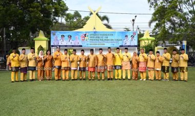 " WABUP KOBAR PIMPIN UPACARA HARI JADI KE-68 KALTENG : AJAK SEMUA ELEMEN BERGERAK BERSAMA BANGUN DAERAH DI MOMEN BERSEJARAH " 