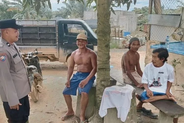 " POLSEK ARUTA SERUKAN WARGA PANGKUT JAGA KAMTIBMAS : LINDUNGI MASYARAKAT LEWAT EDUKASI DAN IMBAUAN TEGAS " 