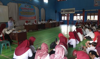 " BRNR KOBAR MENGGEMA! DEKLARASI DAN BIMTEK KTAD & APLIKASI MBG SATUKAN LANGKAH MENUJU RELAWAN DIGITAL BERINTEGRITAS DI BUMI MARUNTING BATU AJI "