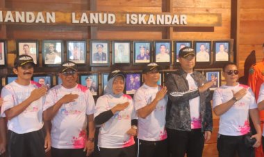 " WARNA-WARNI SEMANGAT BHAKTI NEGERI : KAPOLRES KOBAR BERSAMA FORKOPIMDA MERIAHKAN COLOUR RUN 6K DI LANUD ISKANDAR UNTUK HUT KE-74 KOOPSUD I "