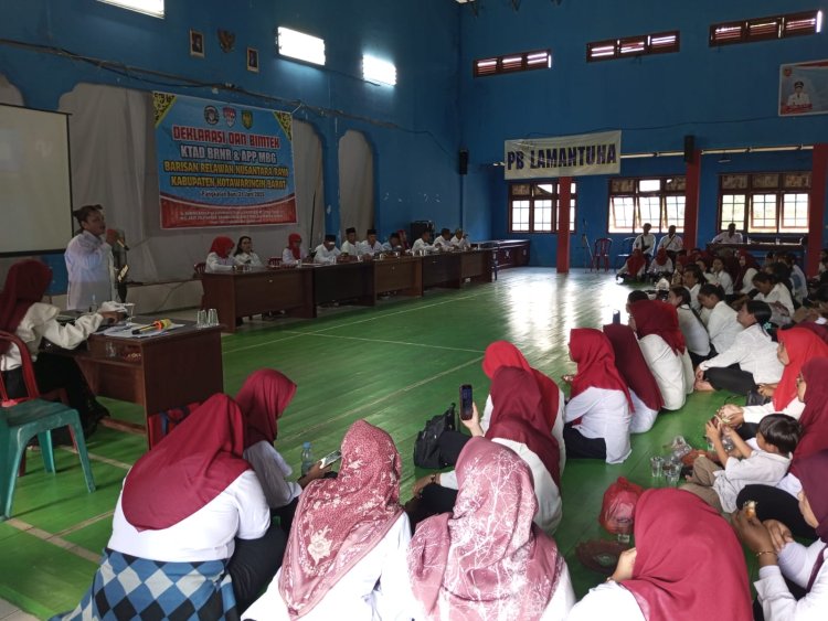 " BRNR KOBAR MENGGEMA! DEKLARASI DAN BIMTEK KTAD & APLIKASI MBG SATUKAN LANGKAH MENUJU RELAWAN DIGITAL BERINTEGRITAS DI BUMI MARUNTING BATU AJI "